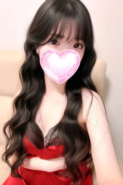 scrape_url:https://esthe-dulcis.com/images_staff/244/03071817027.jpeg