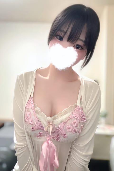 scrape_url:https://esthe-dulcis.com/images_staff/244/012515582278.jpeg