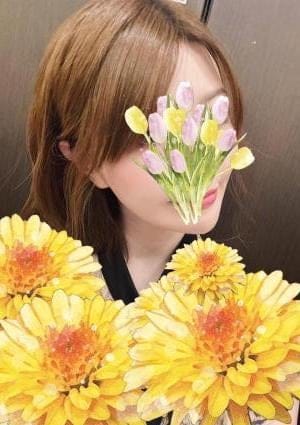 トロワリアン セラピスト まりな