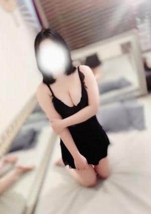 羽南さきな