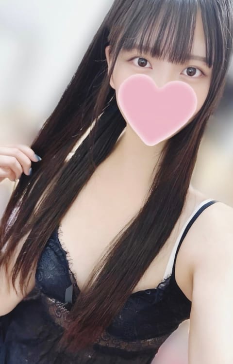 川崎メンズエステ chouchou（シュシュ） セラピスト ひな 22歳