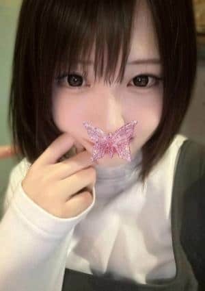 椎名なほ