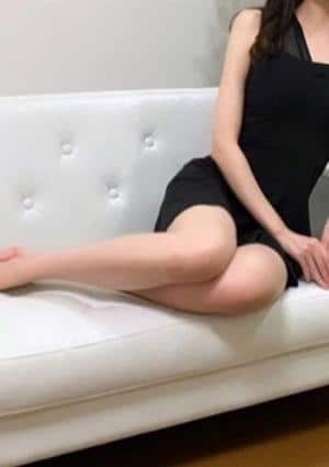 益若にいな