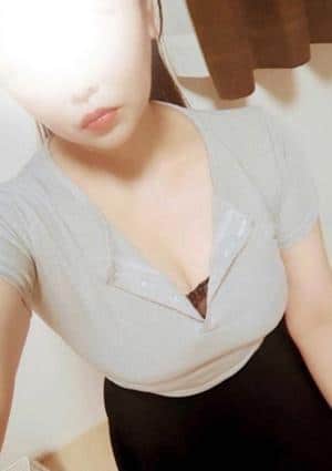 片山　もも