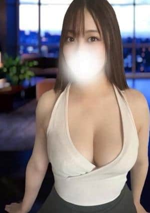 New Glamorous セラピスト くるみ