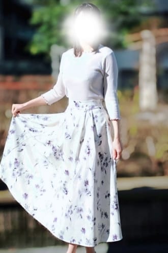 scrape_url:https://grandaromatokyo.com/images_staff/689/071610493435.jpg