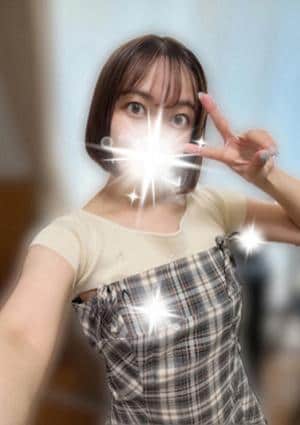 ももあ
