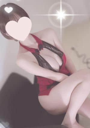 ＆TOM（アンドトム） セラピスト なぎ