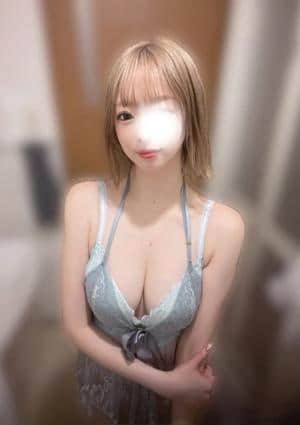月のうたげ大阪別邸 セラピスト 九条　れい