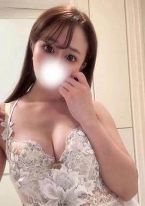 明日花なみ