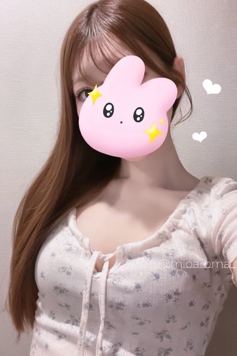 scrape_url:https://esthe-dulcis.com/images_staff/125/080900041391.jpeg