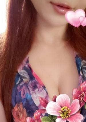 NAVEL（ネーブル） セラピスト こはる