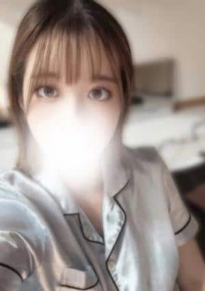 葉月　めい
