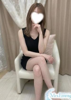 Mrs.Emmy セラピスト 桃