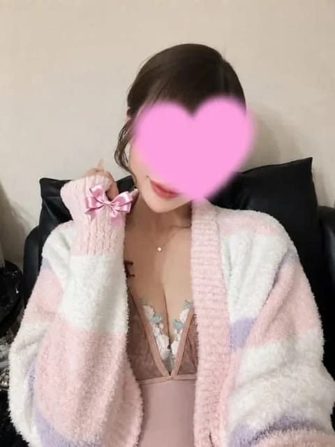 scrape_url:https://esthe-alice.net/images_staff/533/090911210110_1.jpg
