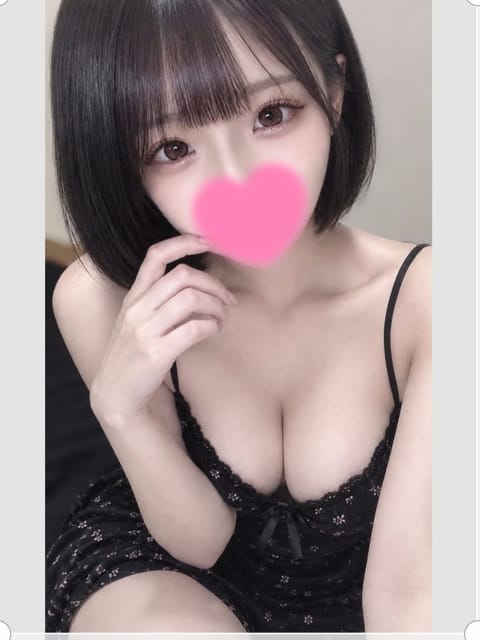 scrape_url:https://merfois.com/images/IMG_8592-768x1024.jpeg