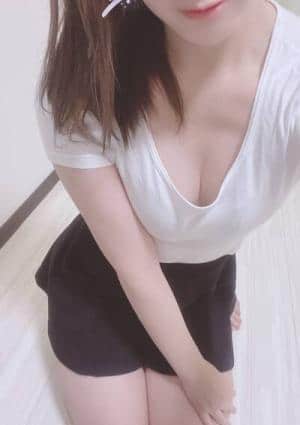 小野ゆりな