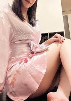 茜