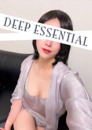 DEEP ESSENTIAL セラピスト 清野ゆりか
