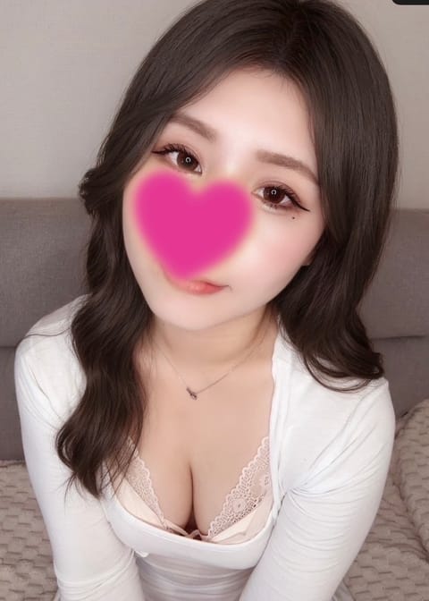 Aroma LaLuna〜アロマ ラルーナ〜 セラピスト 荒木りんか