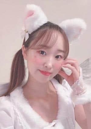 白雪にこ