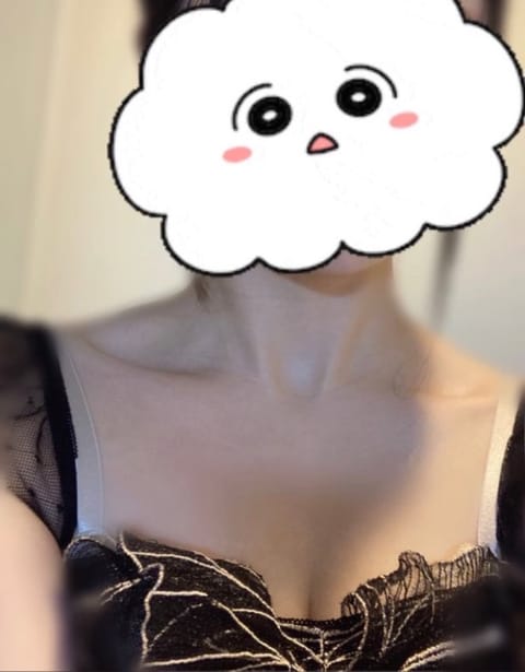 scrape_url:https://esthe-alice.net/images_staff/271/070414470112_2.jpeg