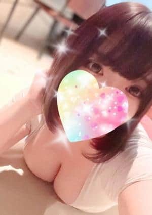 葉月かなで