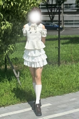 scrape_url:https://grandaromatokyo.com/images_staff/806/081315500824.jpg