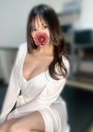 夏目みゆ