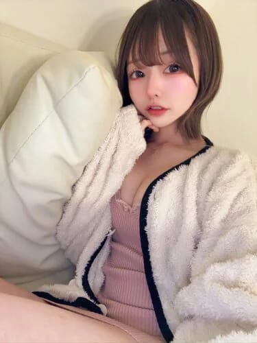 scrape_url:https://esthe-angeaile.com/images_staff/80/022001312969.jpeg
