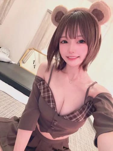 scrape_url:https://esthe-angeaile.com/images_staff/80/090314133491.jpg