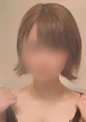 HUNDRED（ハンドレッド）日本橋 セラピスト 小林　みおん