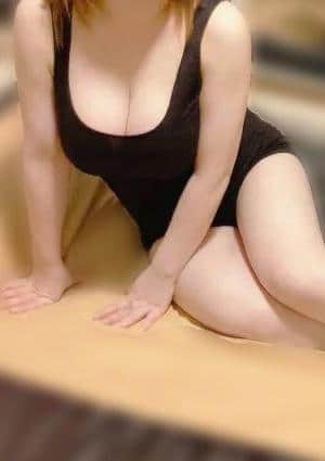 ハチワレ セラピスト やよい