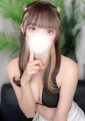 HOWEVER（ハウエバー） セラピスト あいる