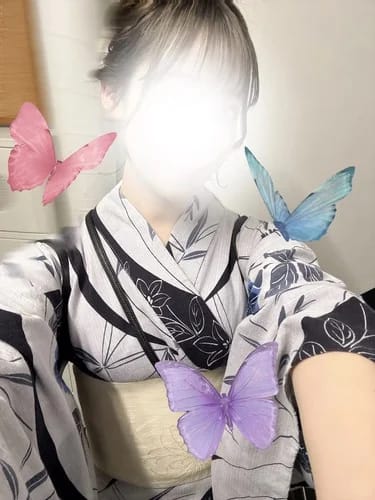 scrape_url:https://esthe-angeaile.com/images_staff/255/090313541651_1.jpg