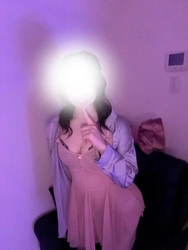 scrape_url:https://esthe-angeaile.com/images_staff/255/051423232733_0.jpg