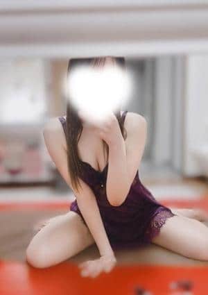 ROOKIE セラピスト れな