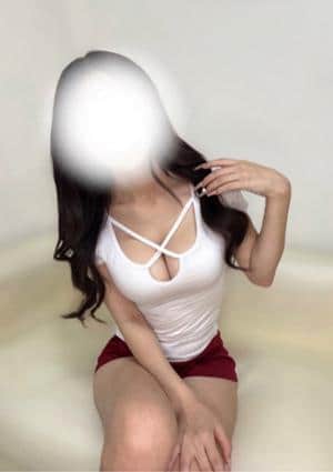 Relaxation.salon.Darlin Premium（ダーリンプレミアム） セラピスト 上条まみ