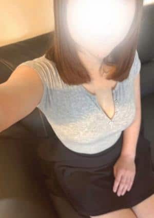 綾瀬　ひなの