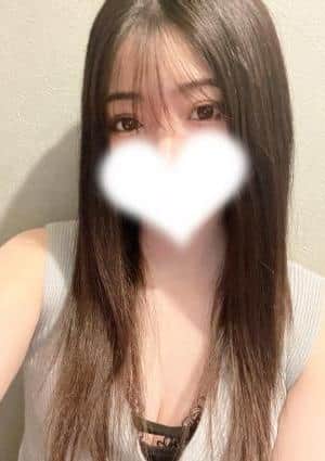 White（ホワイト）スパ セラピスト りな