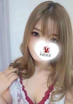 優木みなみ