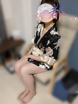 綾乃