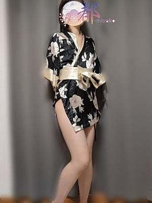 綾乃