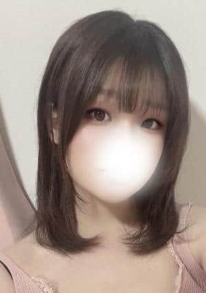 山内　もえ