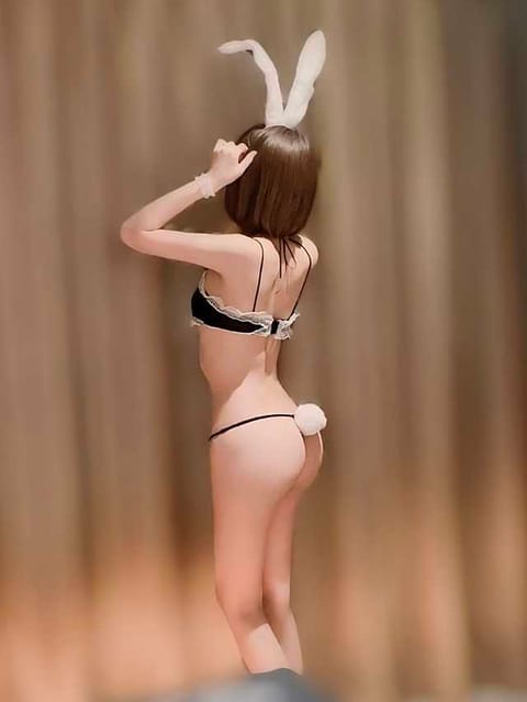 scrape_url:https://peach-next.com/mobileImg/1004152/item/10027859/11071695_640_0.jpg