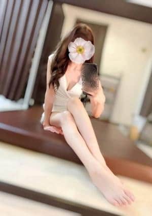 名古屋大人学園 セラピスト れな