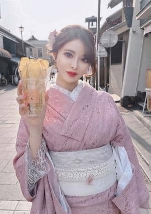 美浜 れいら