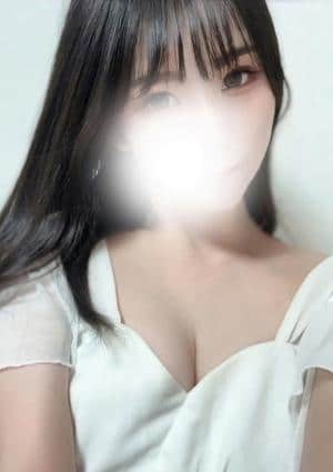 桐谷 れな