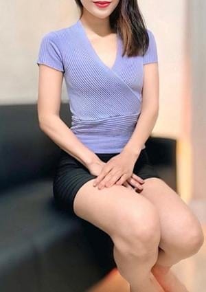 LA BELLA（ラベーラ） セラピスト 沖山