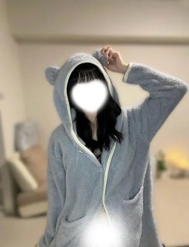 scrape_url:https://esthe-angeaile.com/images_staff/221/041315044530_0.jpg